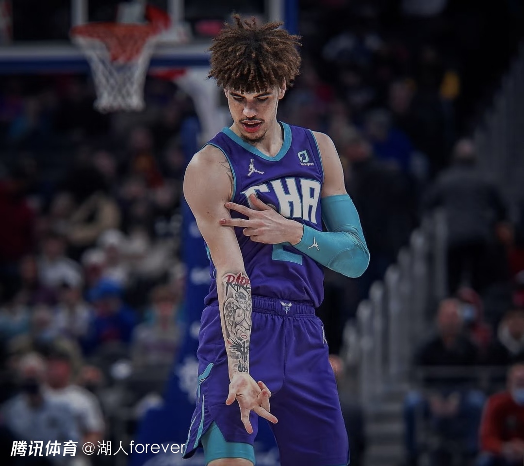 NBA总决赛赛程吃紧;夏洛特黄蜂今晚单刀错失;震撼外界;轮换策略成焦点的简单介绍 NBA总决赛赛程吃紧;夏洛特黄蜂今晚单刀错失;震撼外界;轮换策略成焦点的简单介绍