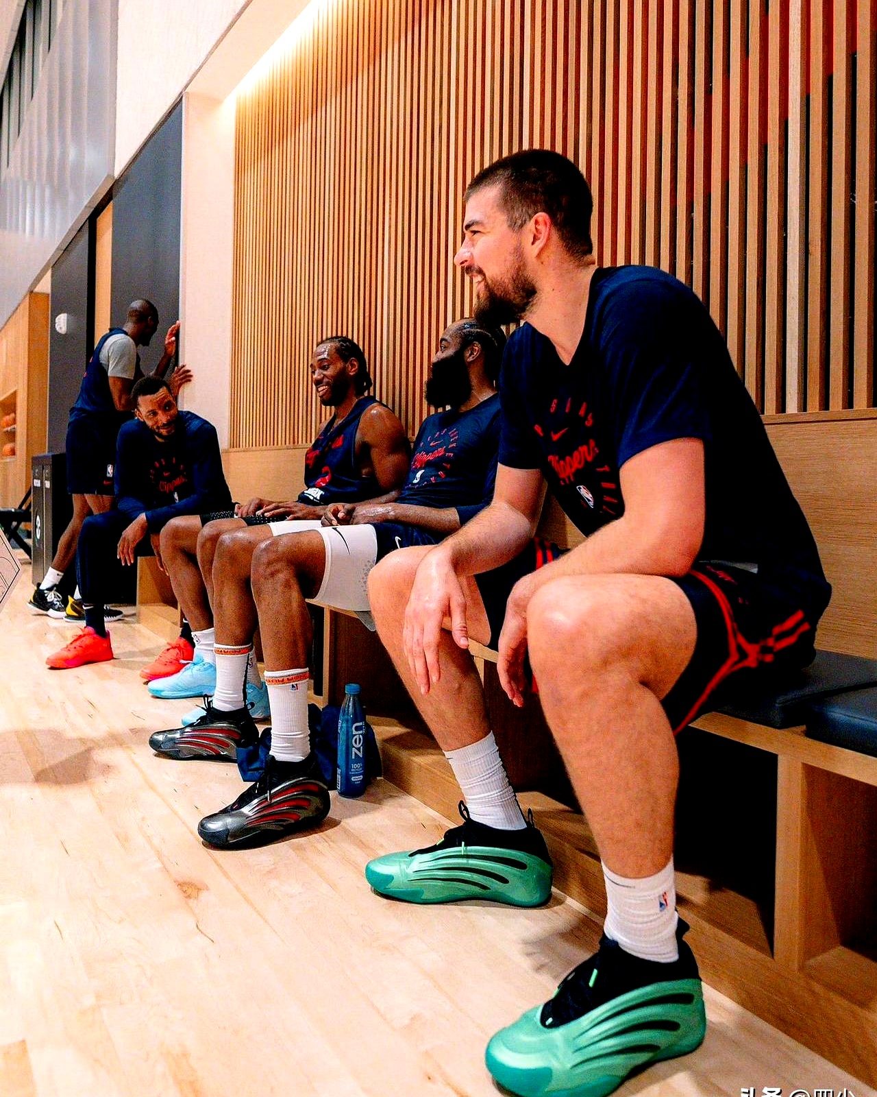 南宫棋牌娱乐 -关于今晨洛杉矶快船再遭质疑——NBA常规赛节点到来；目标明确；赛季目标并未改变的信息